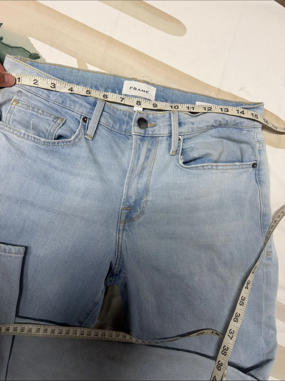 Frame L’Homme Athletic Light Wash Straight Leg Jeans size 31